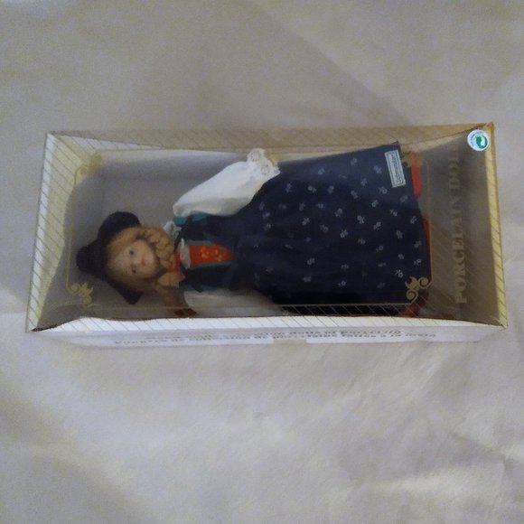 Vntg Original SCHNEIDER Handmade Porcelain Doll Innsbruck Tirol Austria 10 in - Picture 10 of 10
